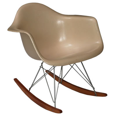 Scale objects of an Eames Rocking Chair, for Archi.... 