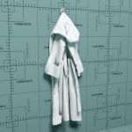 A hanging bathrobe in various 
colours. Hook incl...